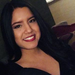 Meet your Posher, Araceli